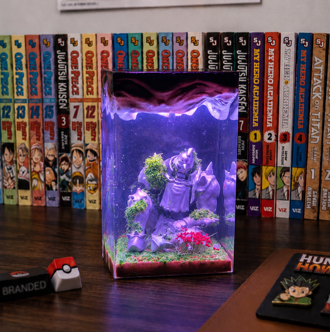 Alphonse Resin lamp